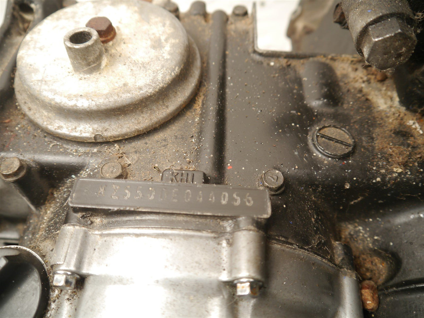 KAWASAKI Z550 F ENGINE