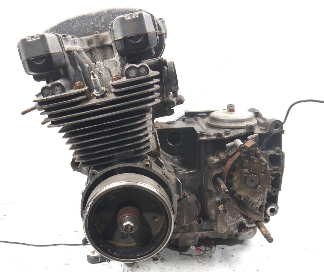 KAWASAKI Z550 F ENGINE