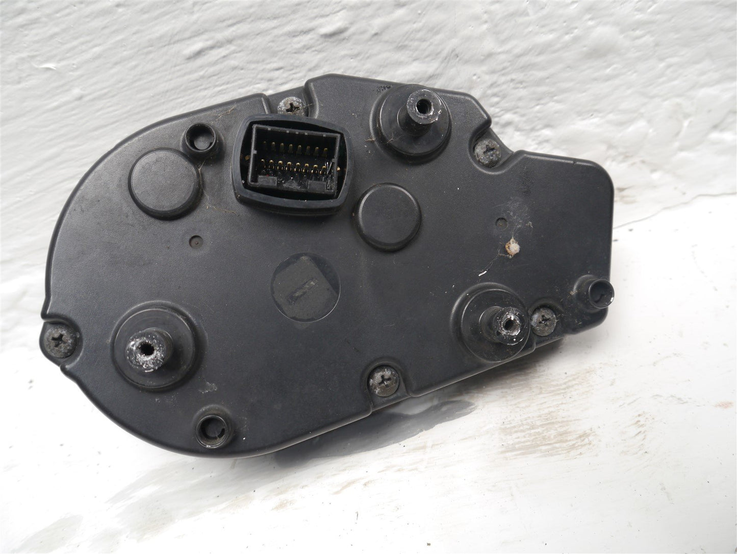 TRIUMPH DAYTONA 955i 2002-2006 CLOCKS INSTRUMENTS (CRACKED)