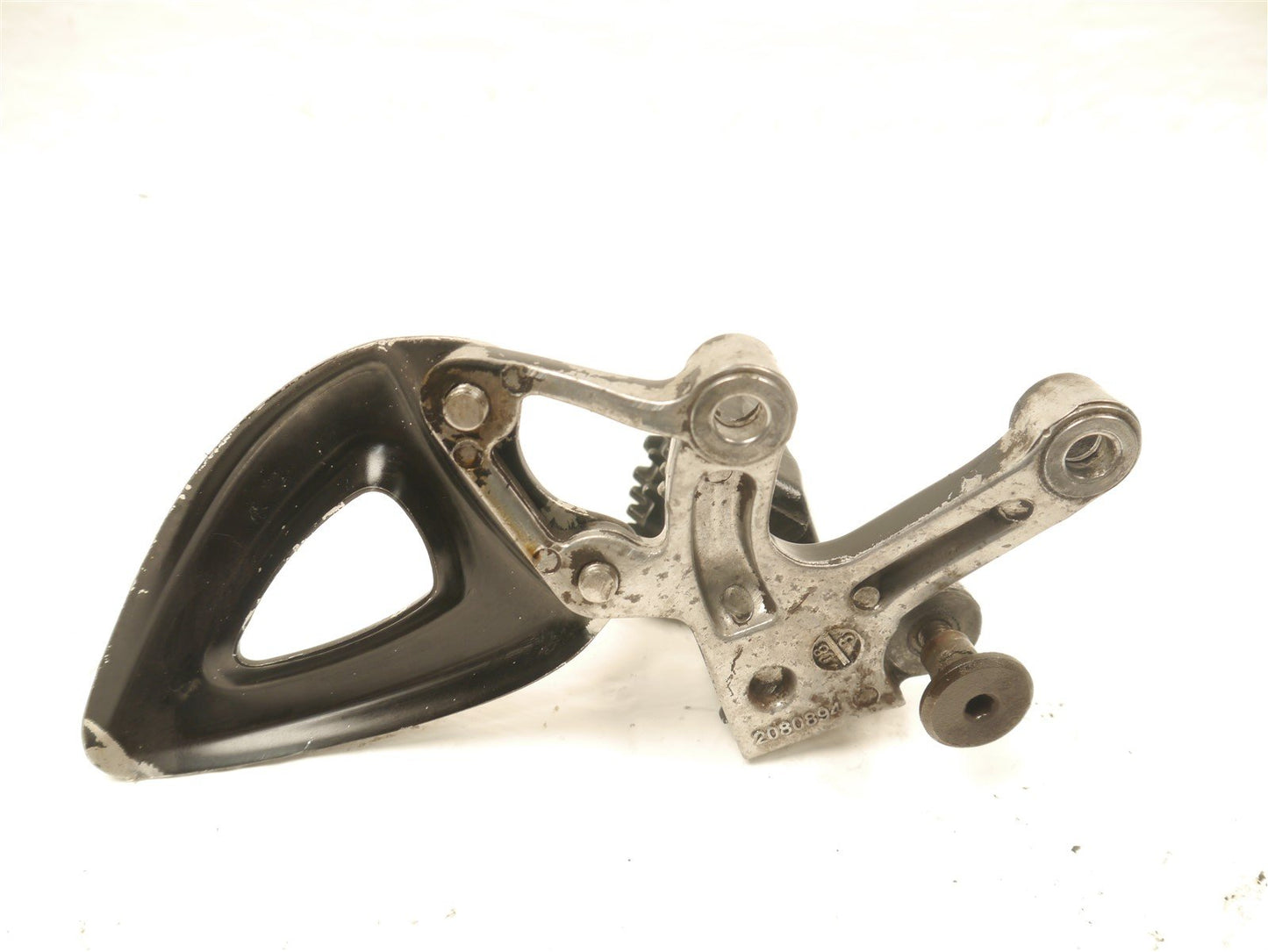 TRIUMPH DAYTONA 955i 2002-2006 FRONT LEFT FOOTREST HANGER & PEG