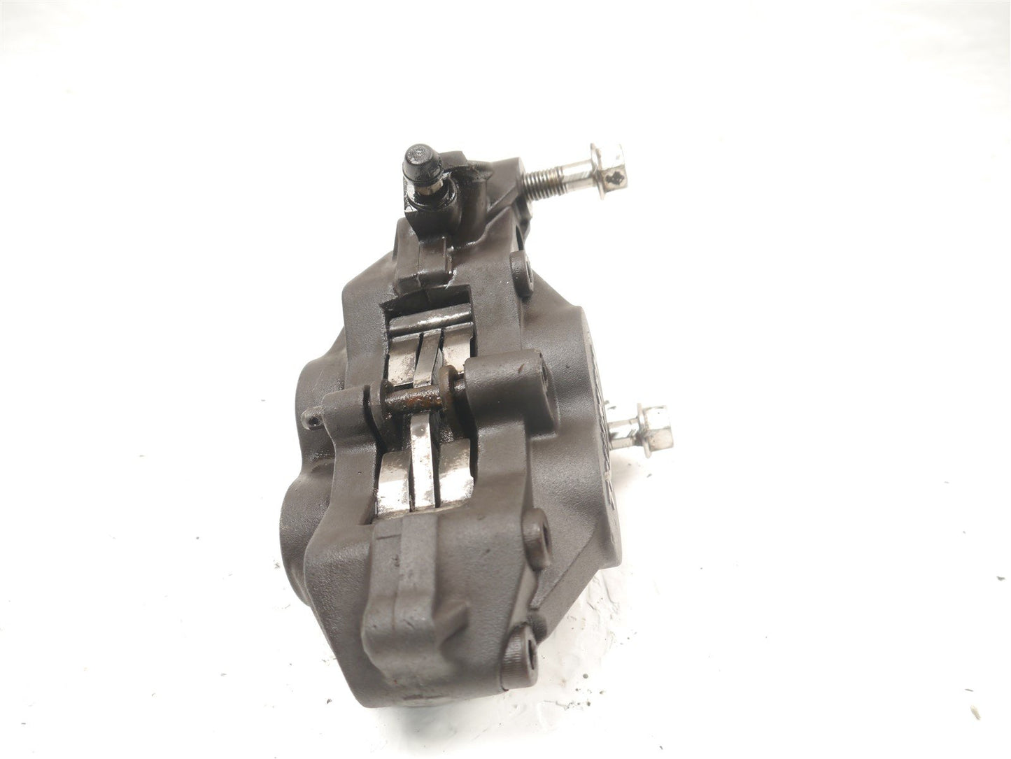 TRIUMPH DAYTONA 955i 2002-2006 FRONT RIGHT BRAKE CALIPER