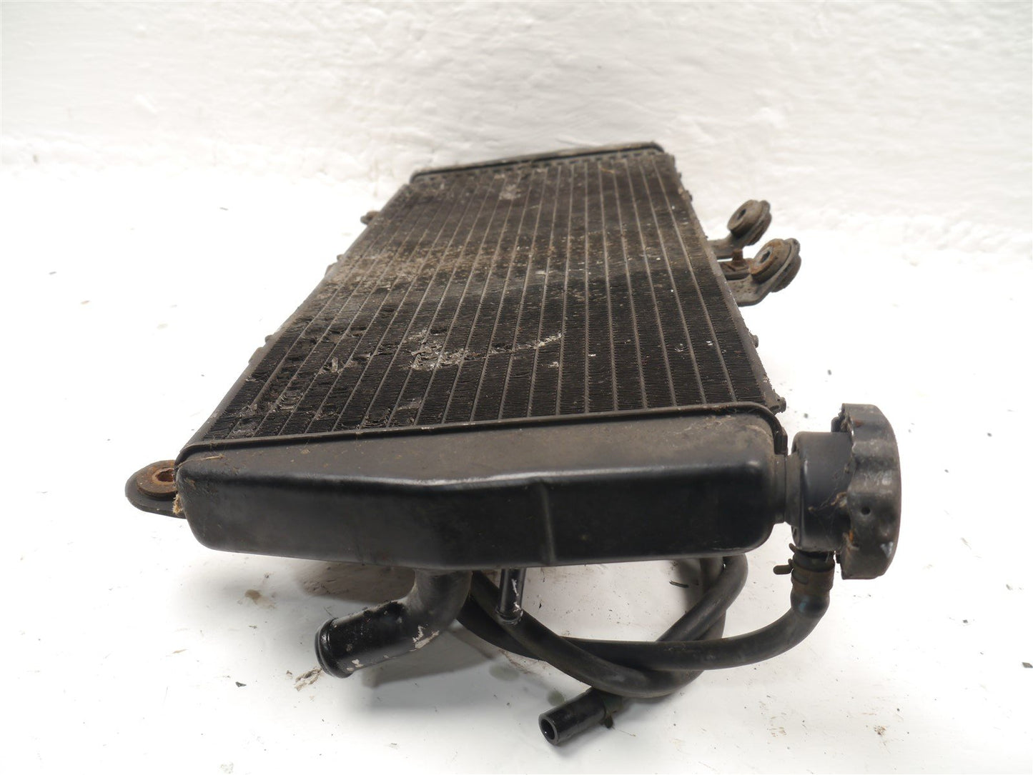 TRIUMPH DAYTONA 955i 2002-2006 RADIATOR & FAN