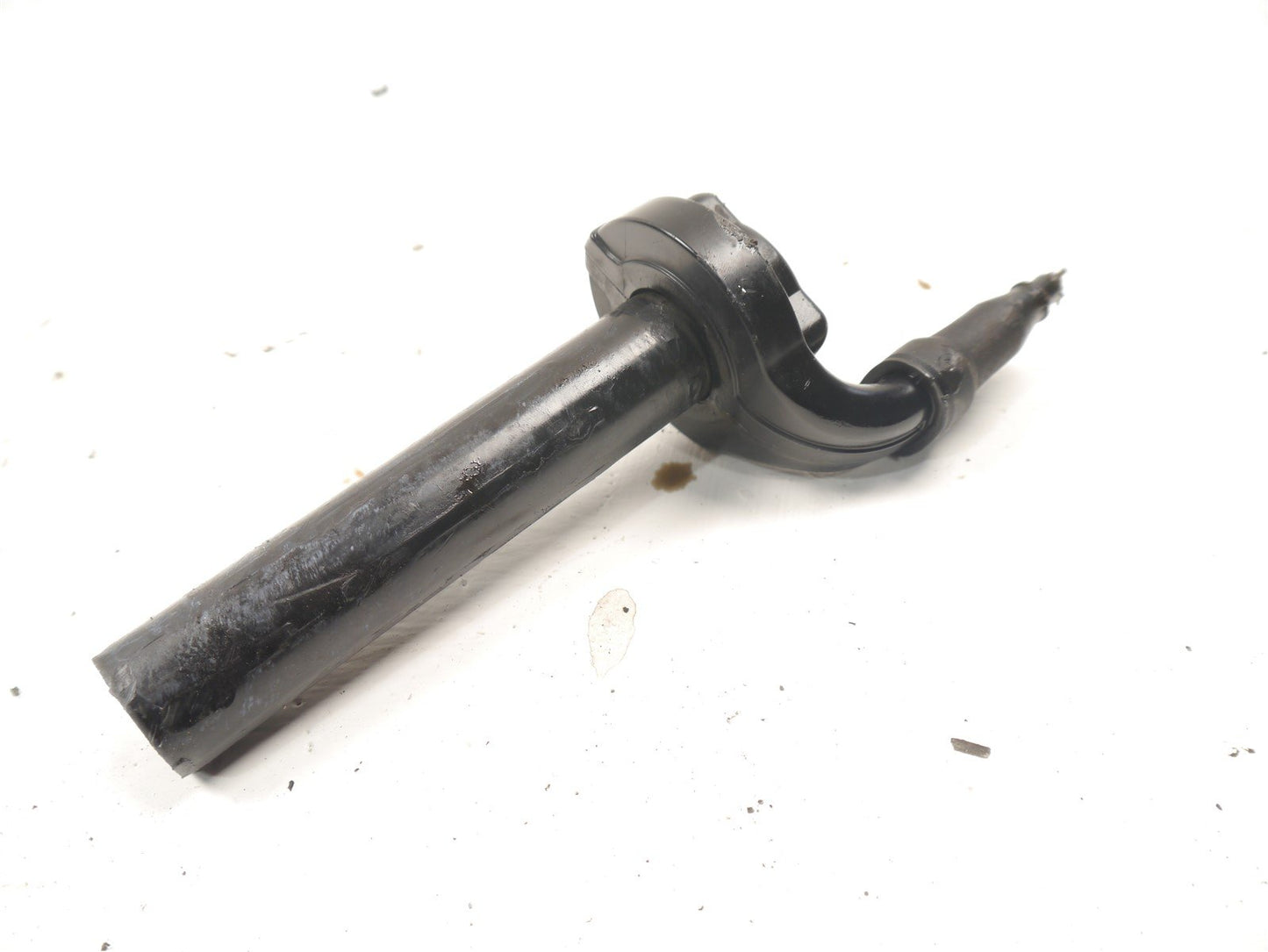 TRIUMPH DAYTONA 955i 2002-2006 THROTTLE TUBE ASSEMBLY