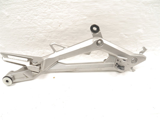 HONDA NC750X 2021-2024 RIGHT FOOTREST HANGER