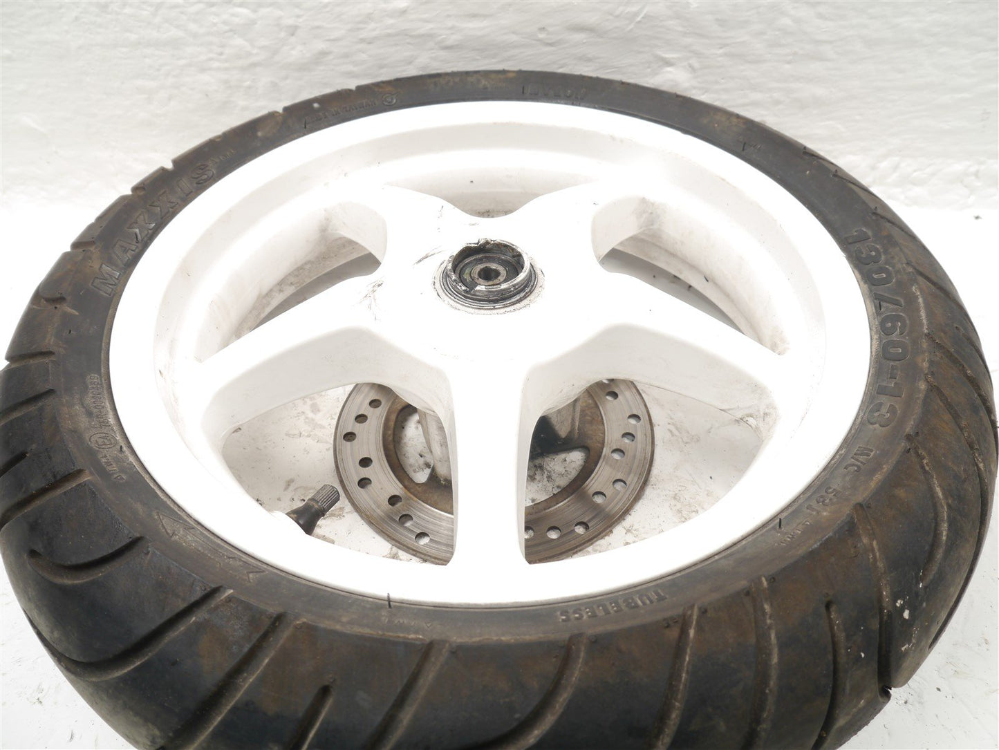 YAMAHA YQ100 AEROX FRONT WHEEL