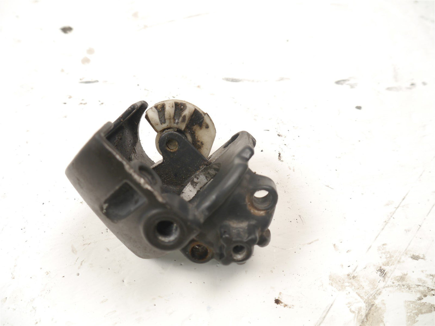 YAMAHA YQ100 AEROX THROTTLE MECHANISM