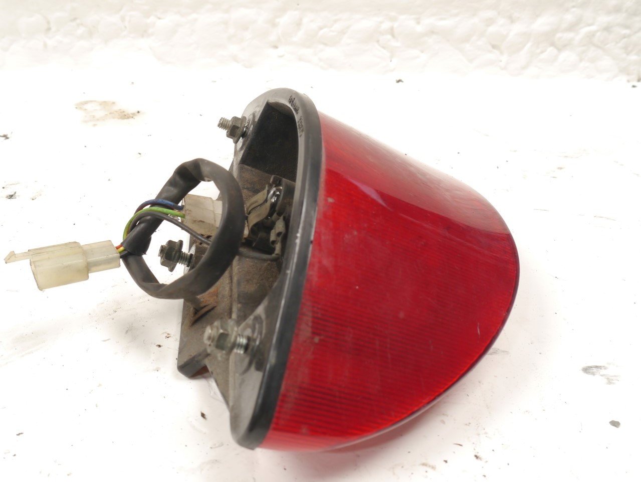 YAMAHA YQ100 AEROX REAR LIGHT