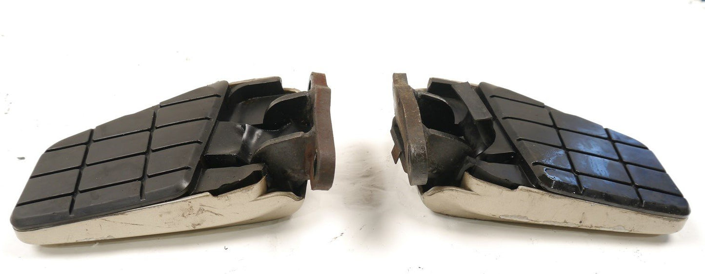 HONDA PC800 PACIFIC COAST REAR PEGS