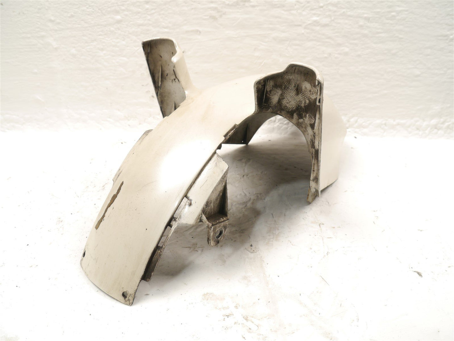 HONDA PC800 PACIFIC COAST FRONT MUDGUARD (DAMAGED)