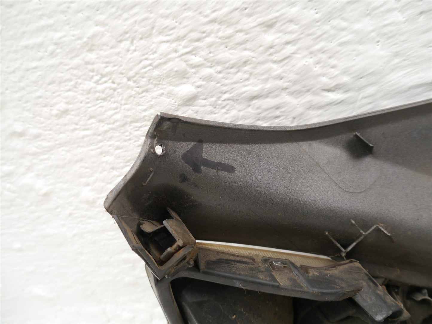 YAMAHA GPD125 NMAX 2015-2020 FRONT RIGHT FAIRING & INDICATOR (DAMAGED)