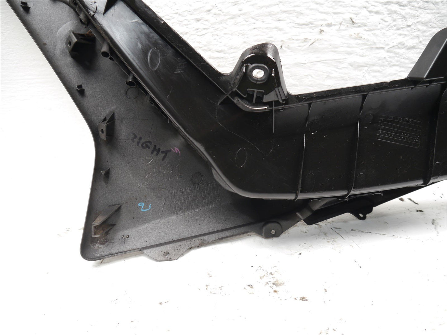 YAMAHA GPD125 NMAX 2015-2020 RIGHT LOWER FOOT FAIRING