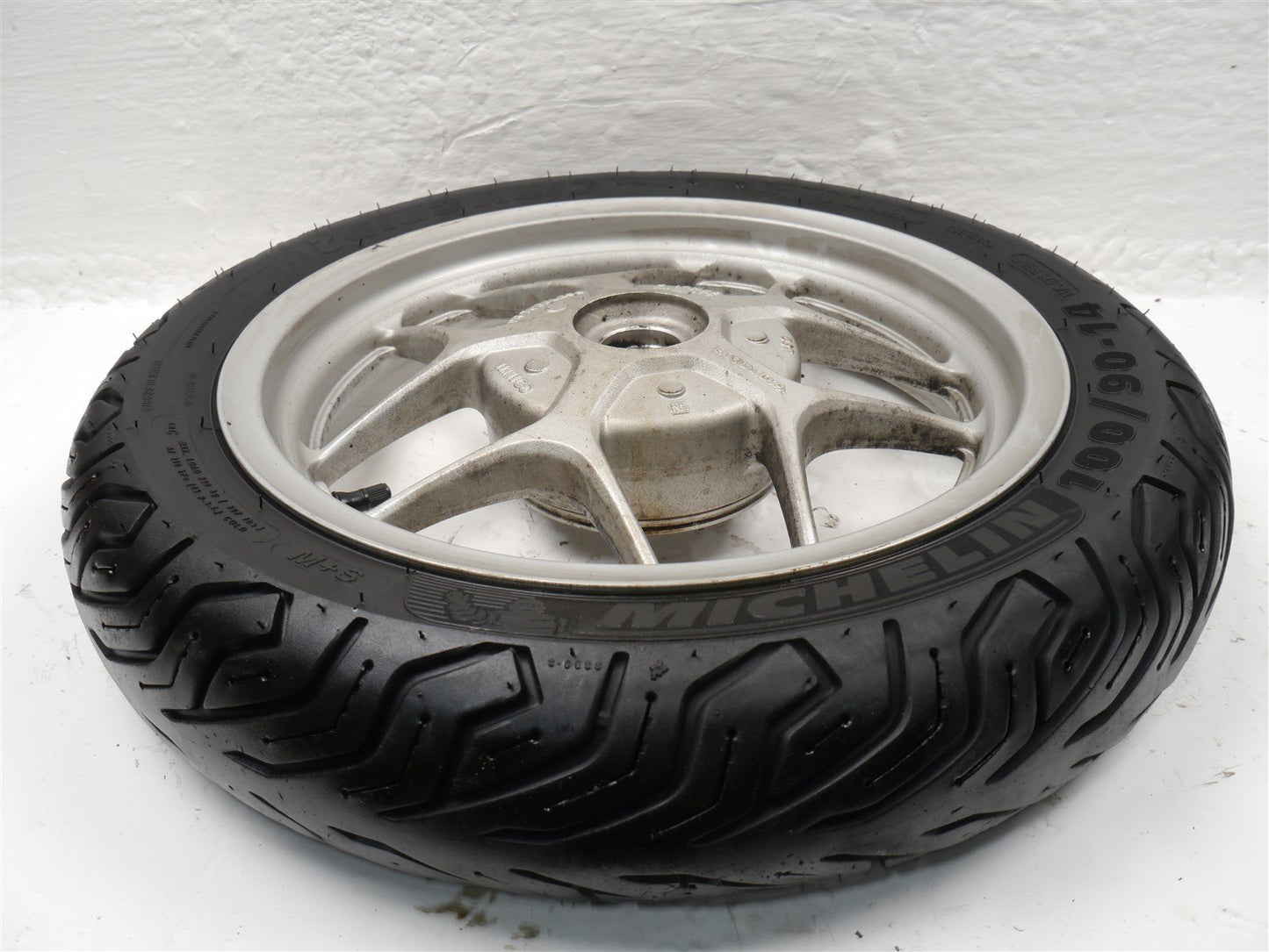 HONDA SH125 i MODE 2016-2019 REAR WHEEL & TYRE