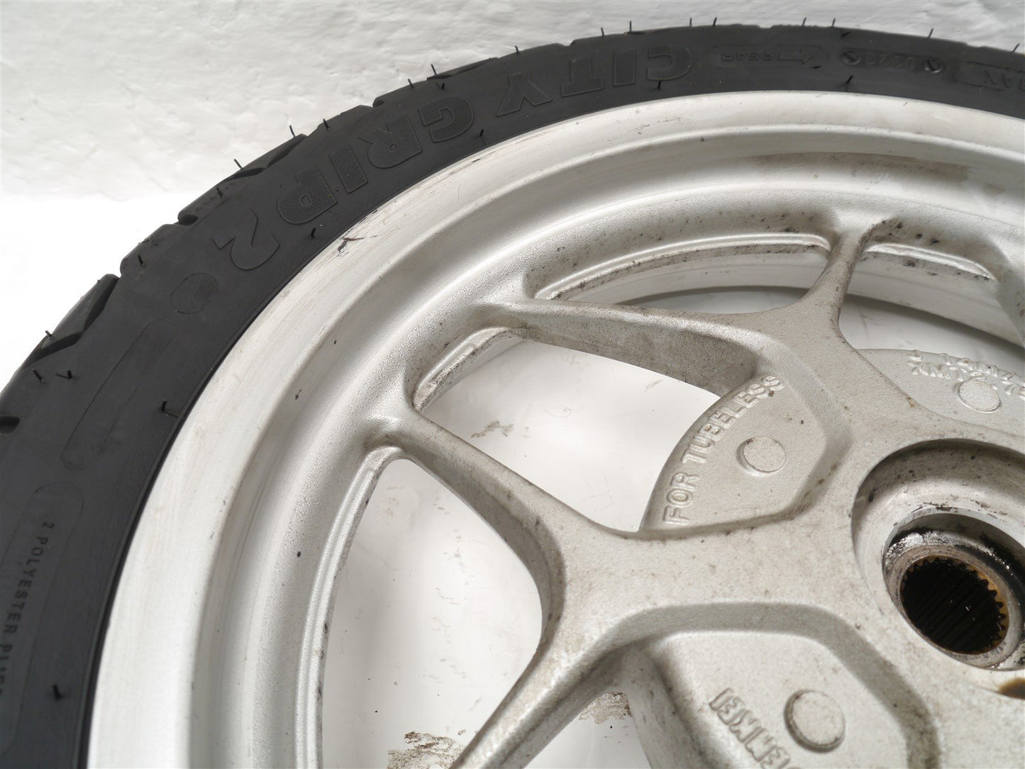 HONDA SH125 i MODE 2016-2019 REAR WHEEL & TYRE