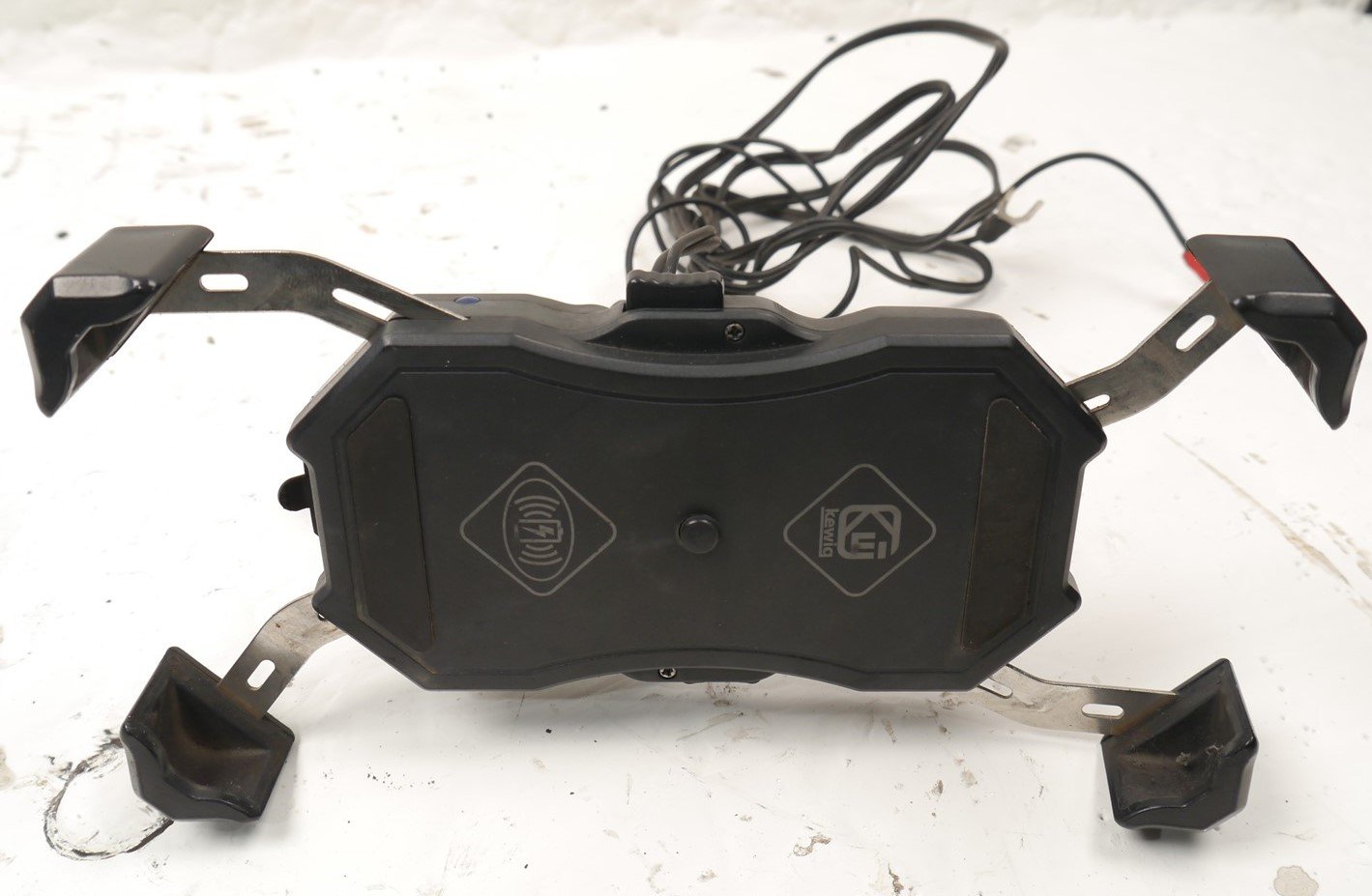 HONDA SH125 i MODE 2016-2019 KEWIG MOTORCYCLE WIRELESS PHONE CHARGER