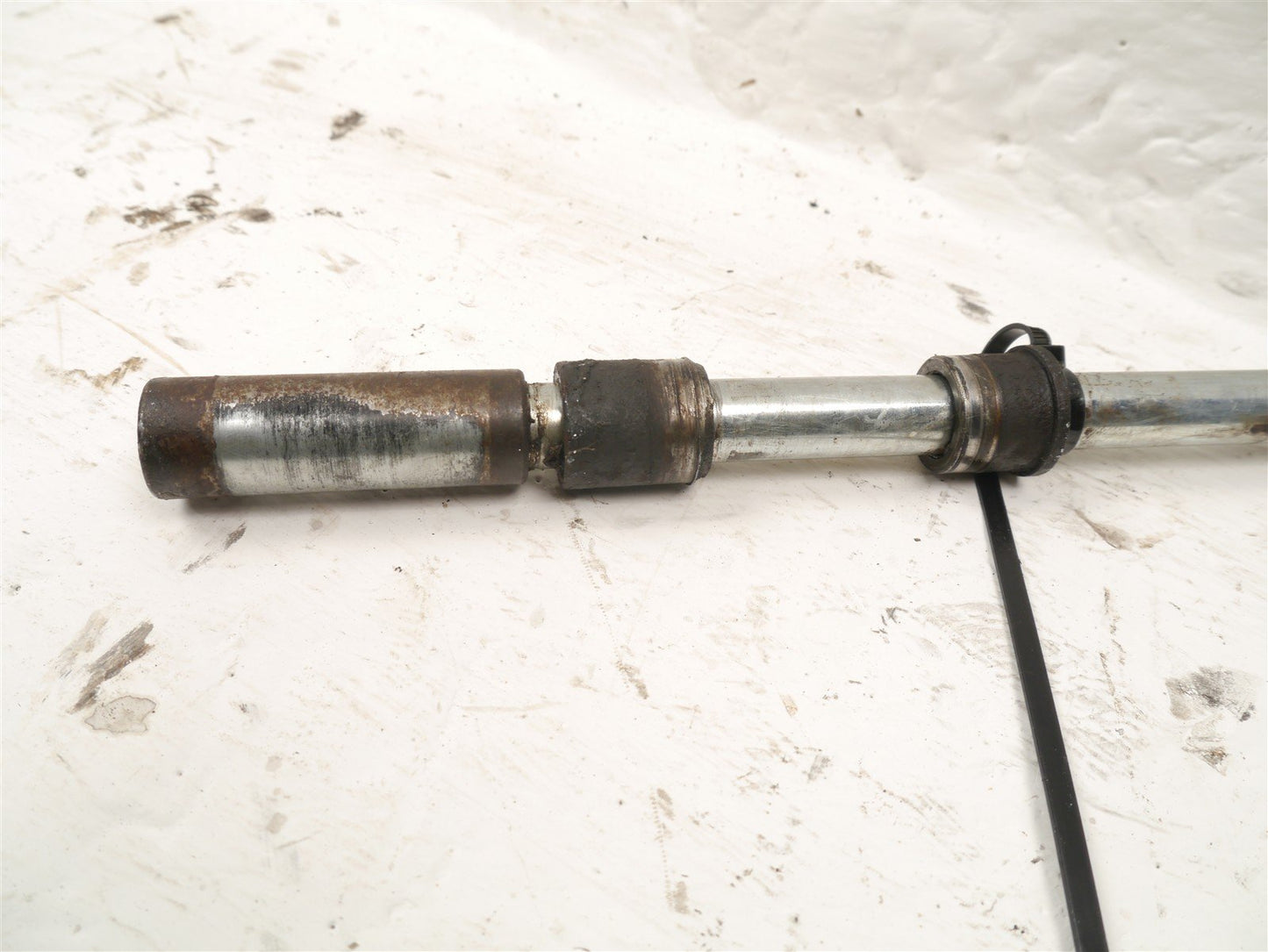 KAWASAKI J125 SC125 2016-2021 FRONT WHEEL SPINDLE