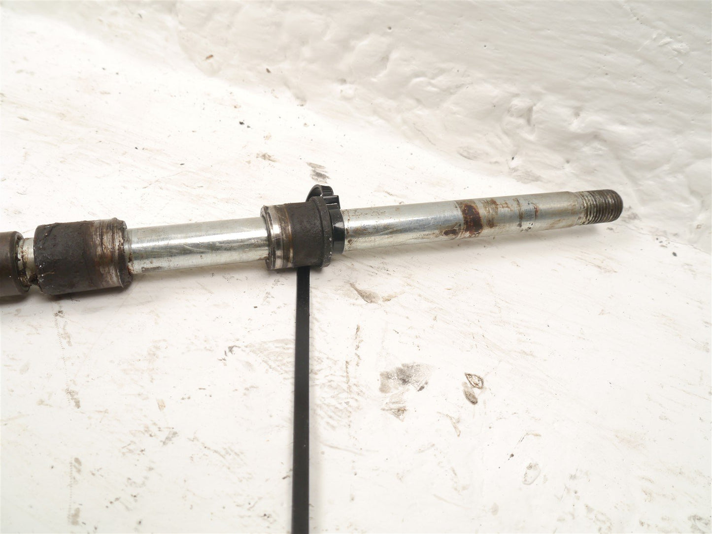 KAWASAKI J125 SC125 2016-2021 FRONT WHEEL SPINDLE