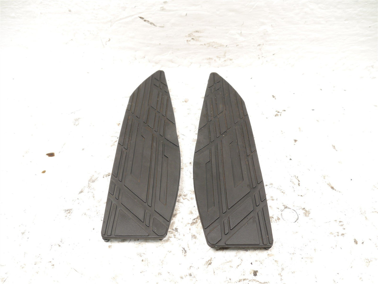 KAWASAKI J125 SC125 2016-2021 FOOT MATS RUBBERS