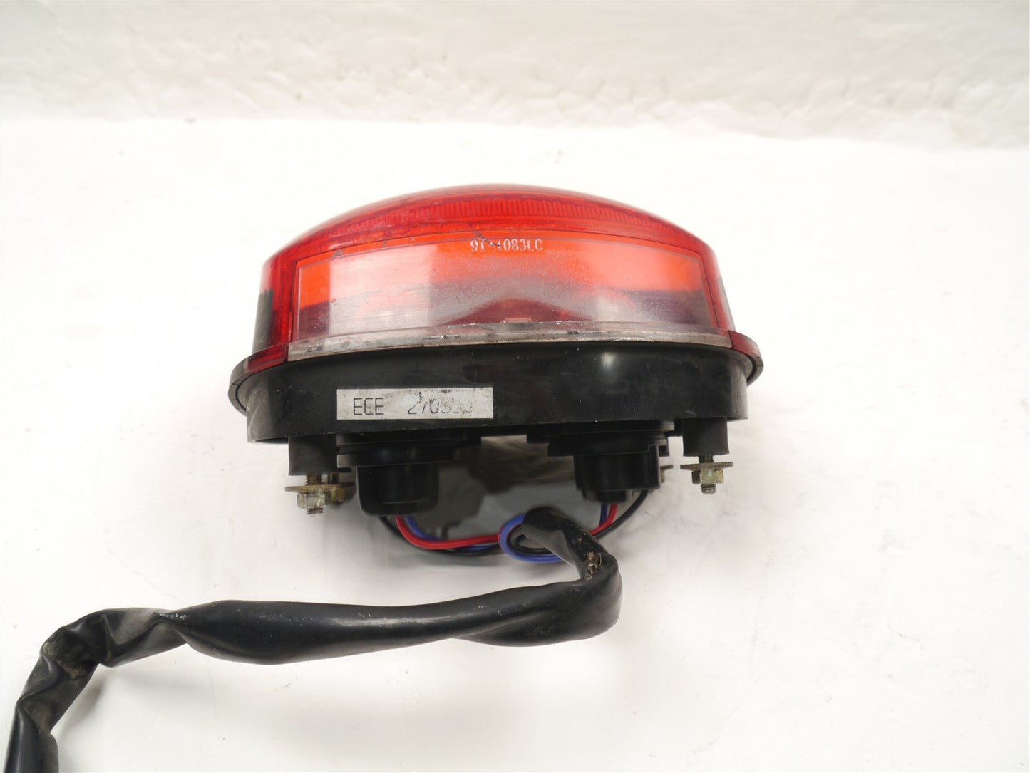 TRIUMPH SPRINT 955i RS 1999-2004 REAR LIGHT