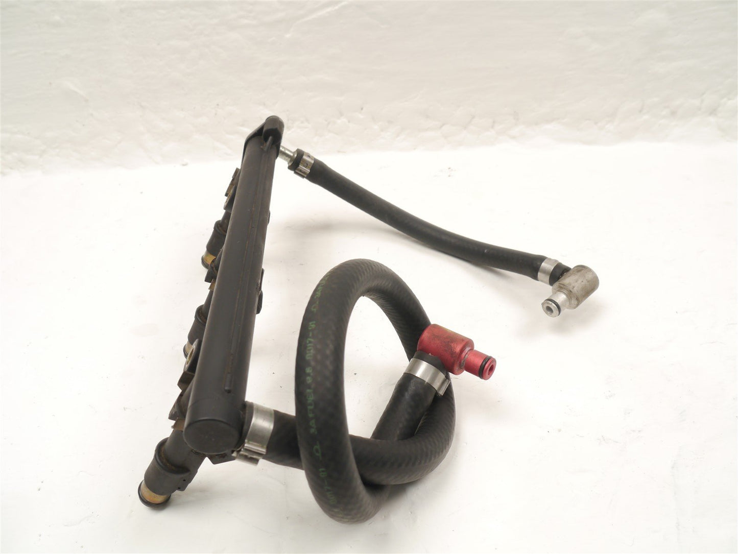 TRIUMPH SPRINT 955i RS 1999-2004 FUEL INJECTORS AND RAIL 24K