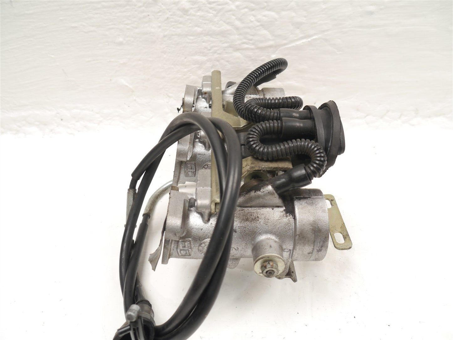 TRIUMPH SPRINT 955i RS 1999-2004 THROTTLE BODIES 24K