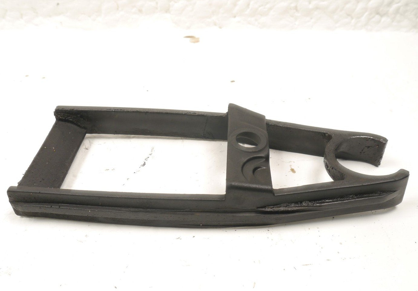 TRIUMPH SPRINT 955i RS 1999-2004 SWINGARM CHAIN GUARD 24K