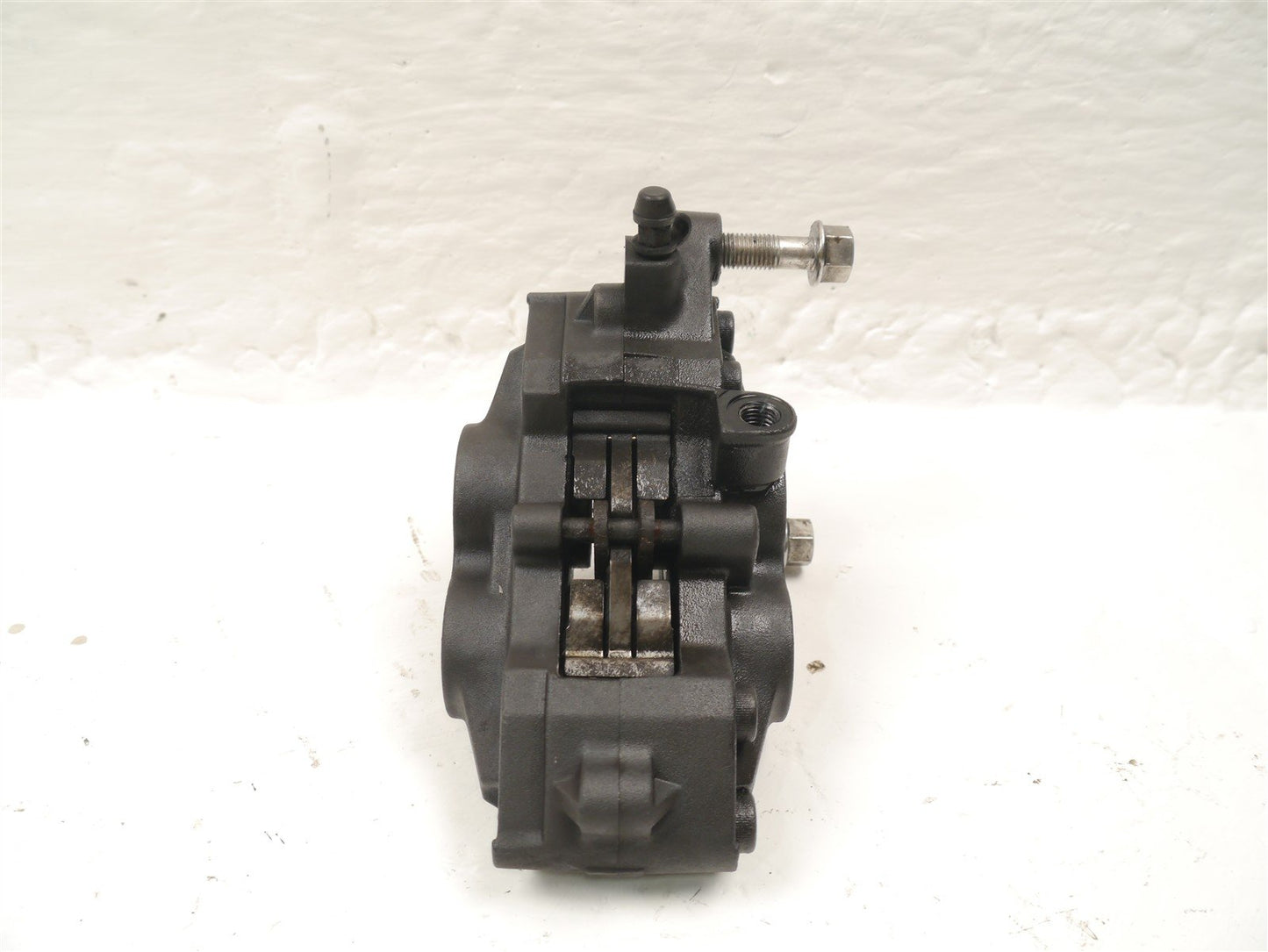 TRIUMPH SPRINT 955i RS 1999-2004 FRONT RIGHT BRAKE CALIPER