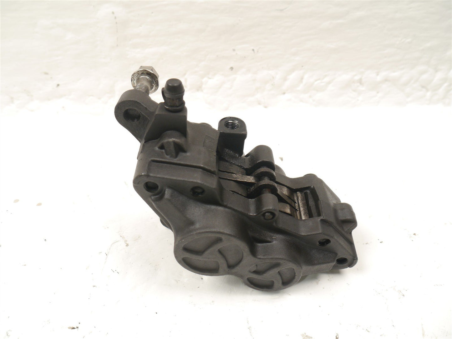 TRIUMPH SPRINT 955i RS 1999-2004 FRONT RIGHT BRAKE CALIPER