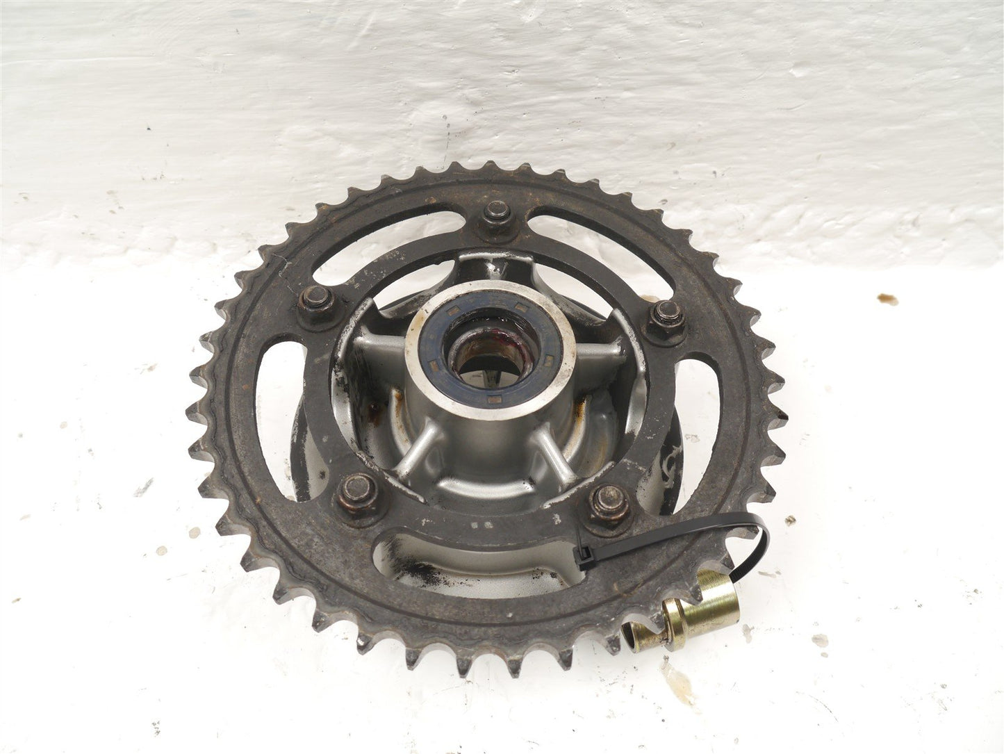 TRIUMPH SPRINT 955i RS 1999-2004 REAR SPROCKET CARRIER