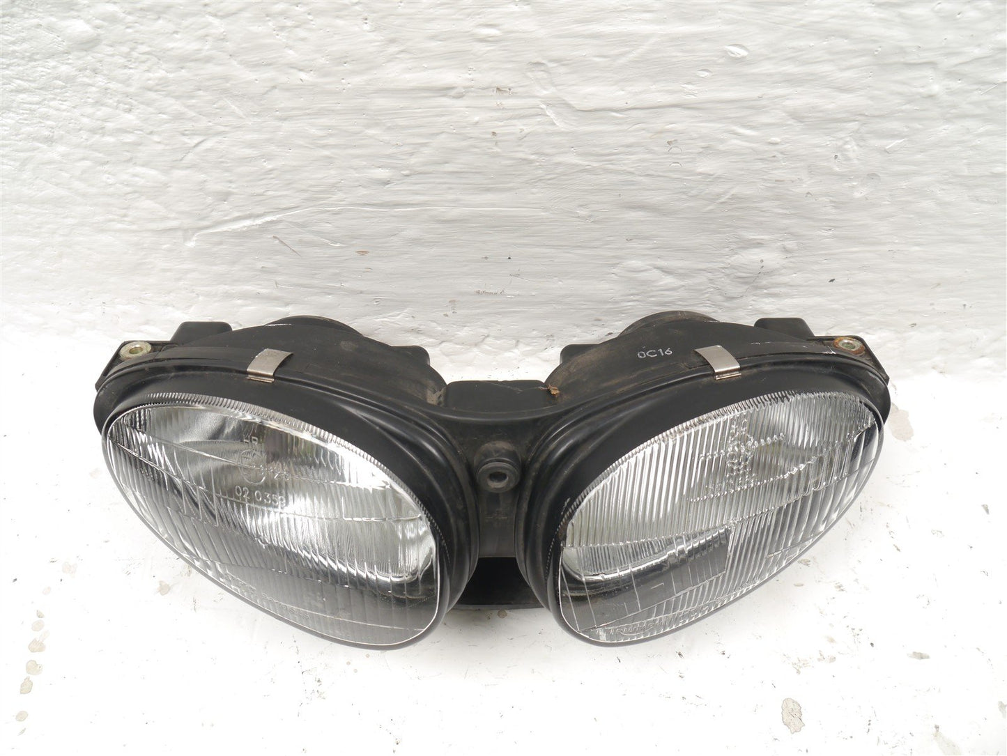 TRIUMPH SPRINT 955i RS 1999-2004 HEADLIGHT