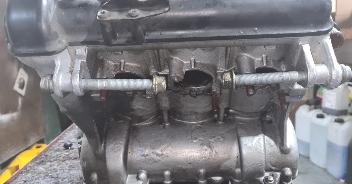 TRIUMPH SPRINT 955i RS 1999-2004 ENGINE 24K (DAMAGED CLUTCH CASE)