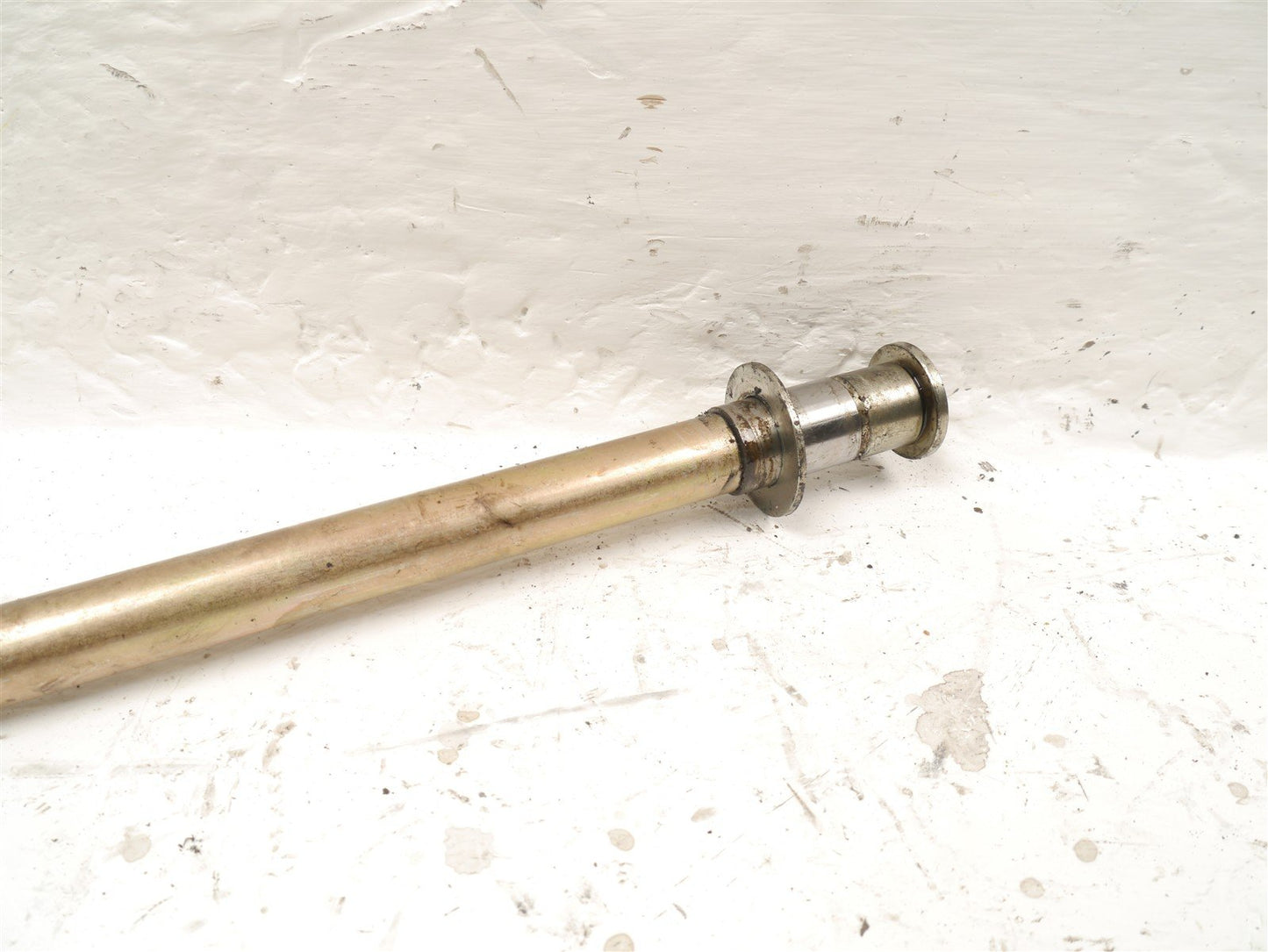 TRIUMPH SPRINT 955i RS 1999-2004 SWINGARM SPINDLE