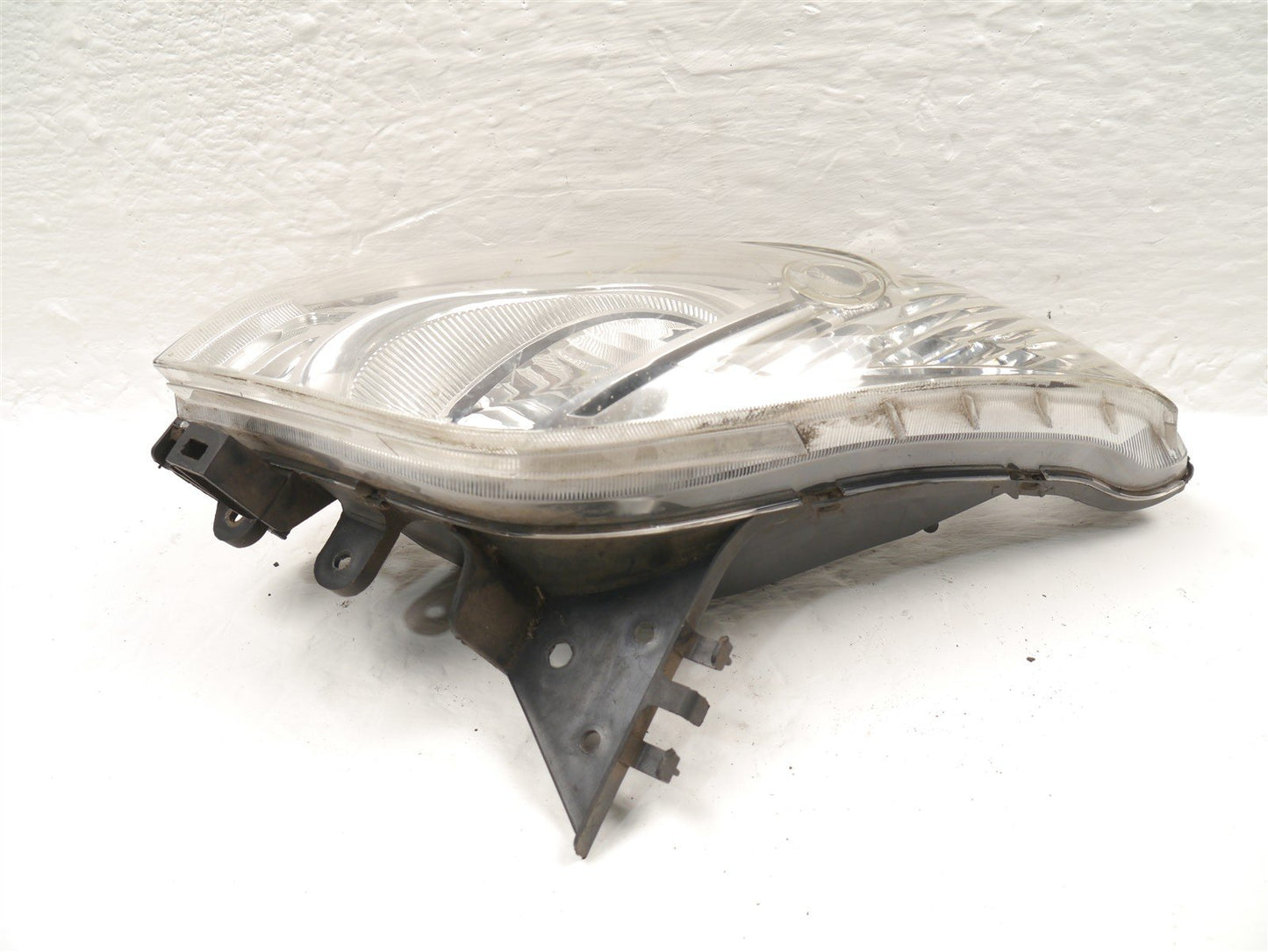 HONDA FES 125 S-WING RIGHT HEADLAMP HEADLIGHT