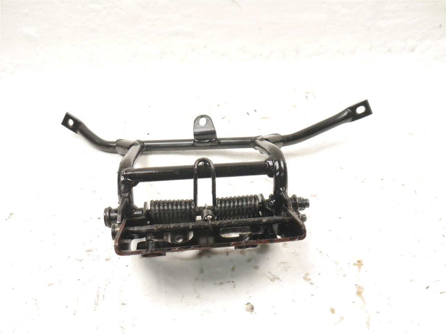 HONDA FES 125 S-WING SEAT HINGE
