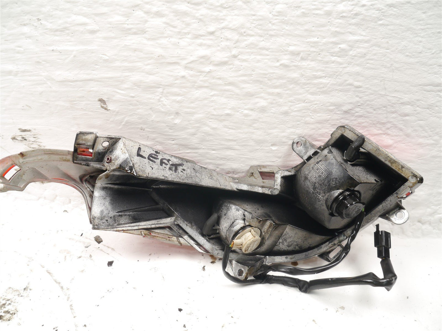 HONDA FES 125 S-WING LEFT REAR INDICATOR LIGHT