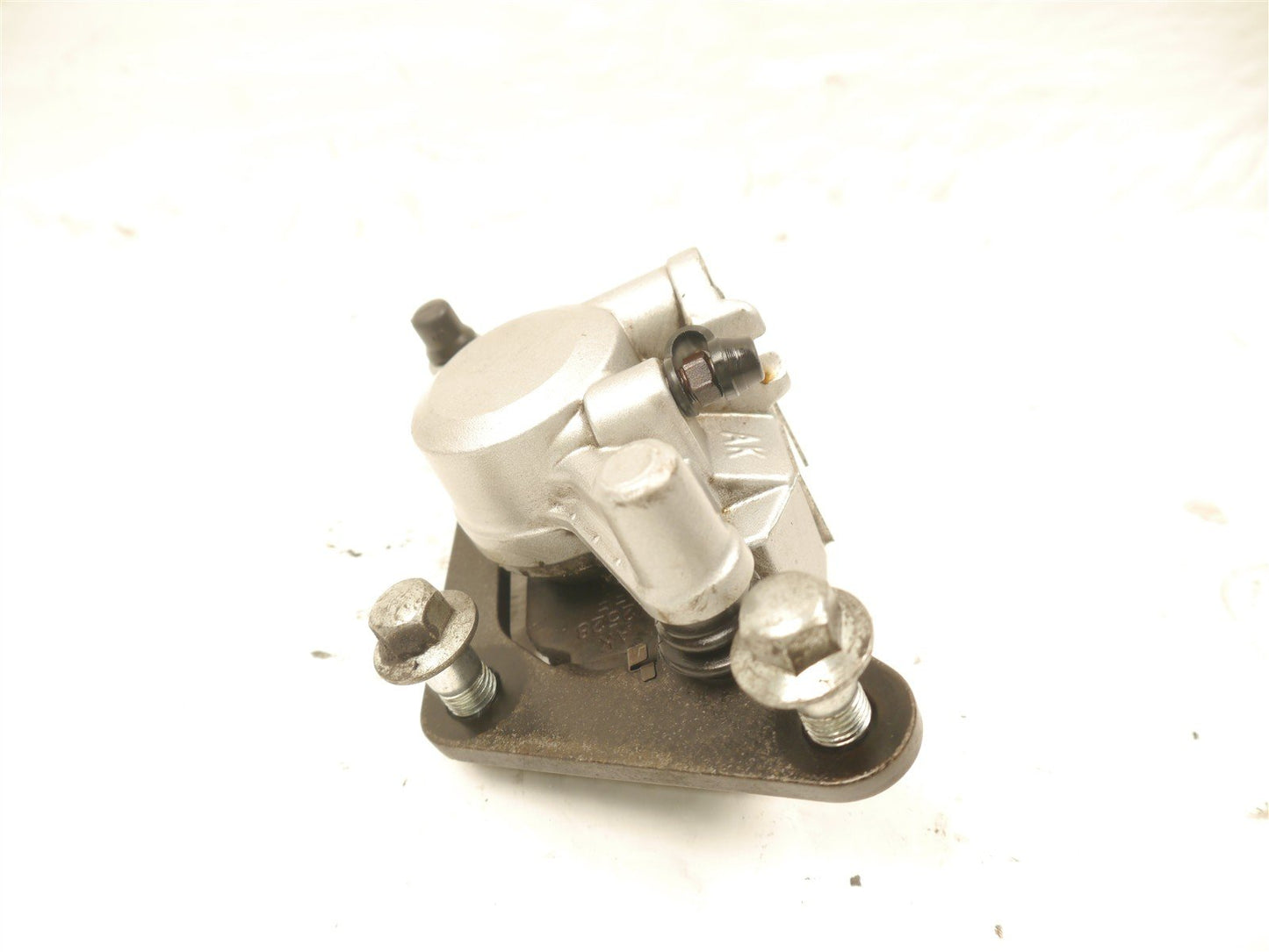 YAMAHA YBR125 CUSTOM FRONT BRAKE CALIPER 6K