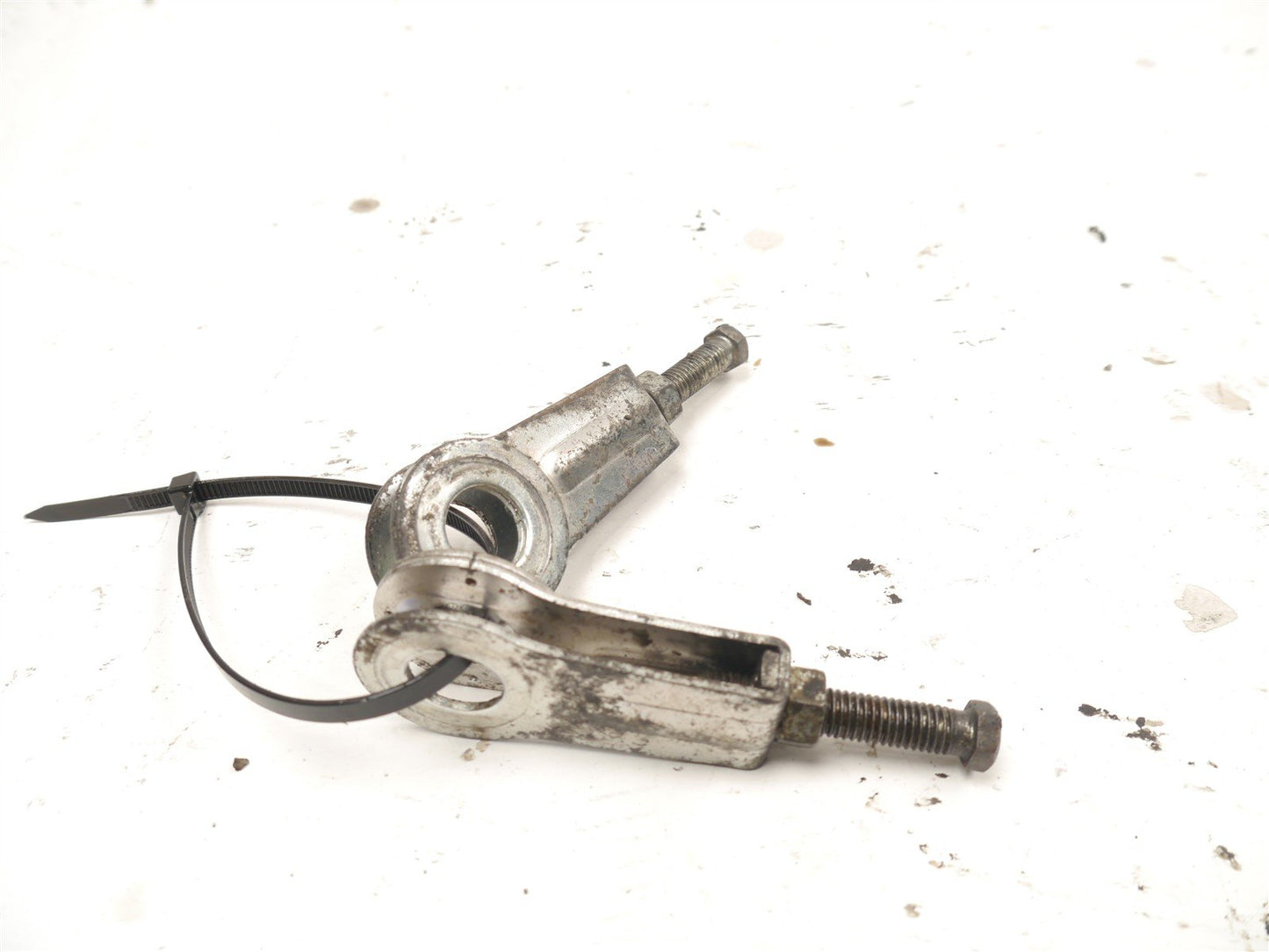 YAMAHA YBR125 CUSTOM CHAIN TENSIONERS OEM