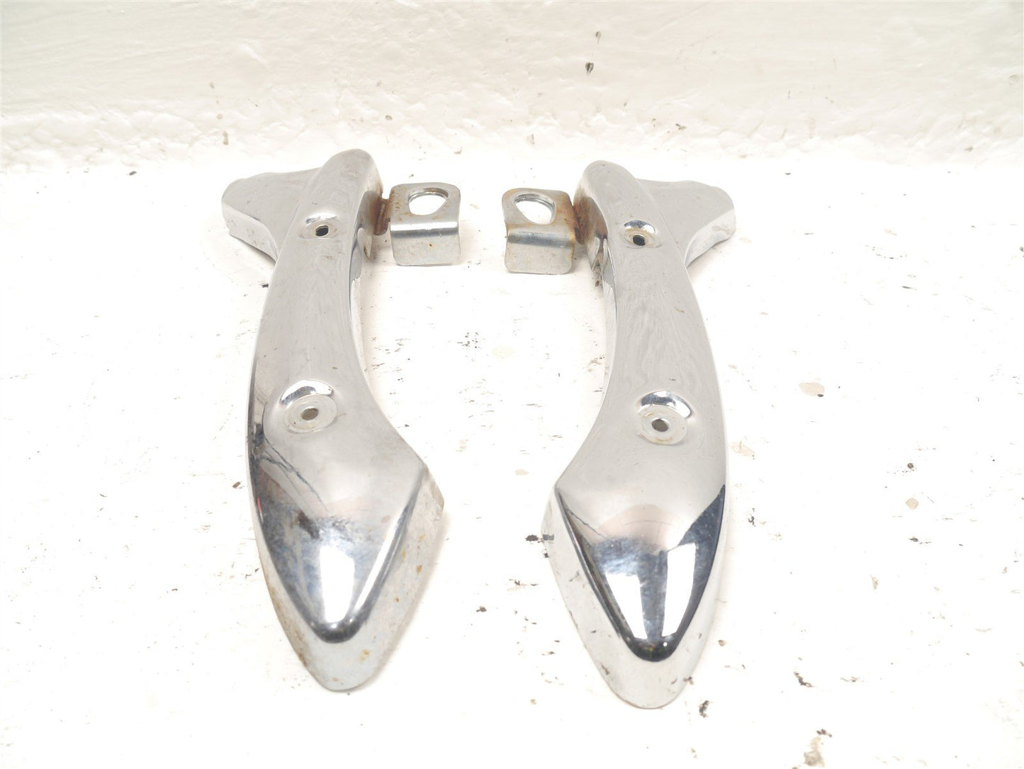 YAMAHA YBR125 CUSTOM REAR CHROME TRIMS