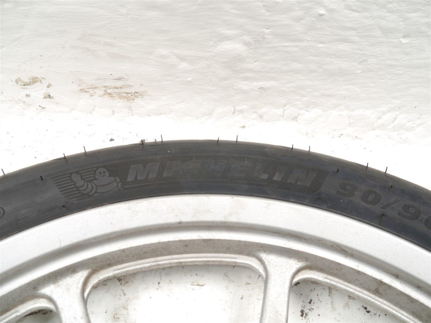 YAMAHA YBR125 CUSTOM FRONT WHEEL & TIRE & BRAKE DISC