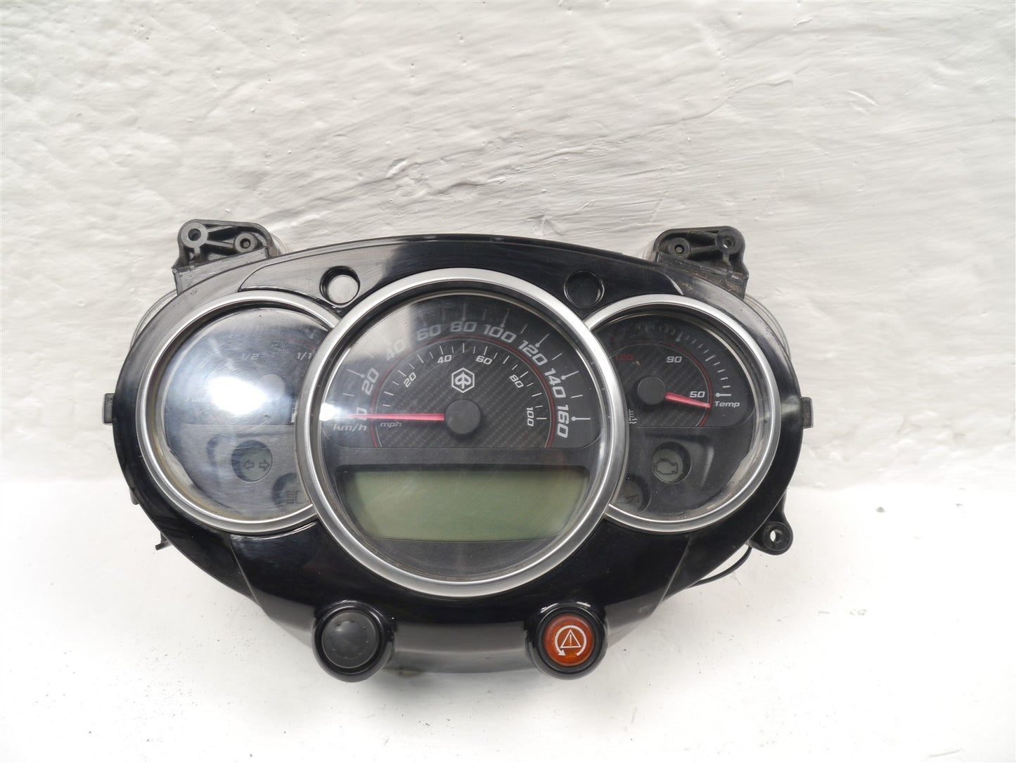PIAGGIO BEVERLEY 350 CLOCKS SPEEDO 28K