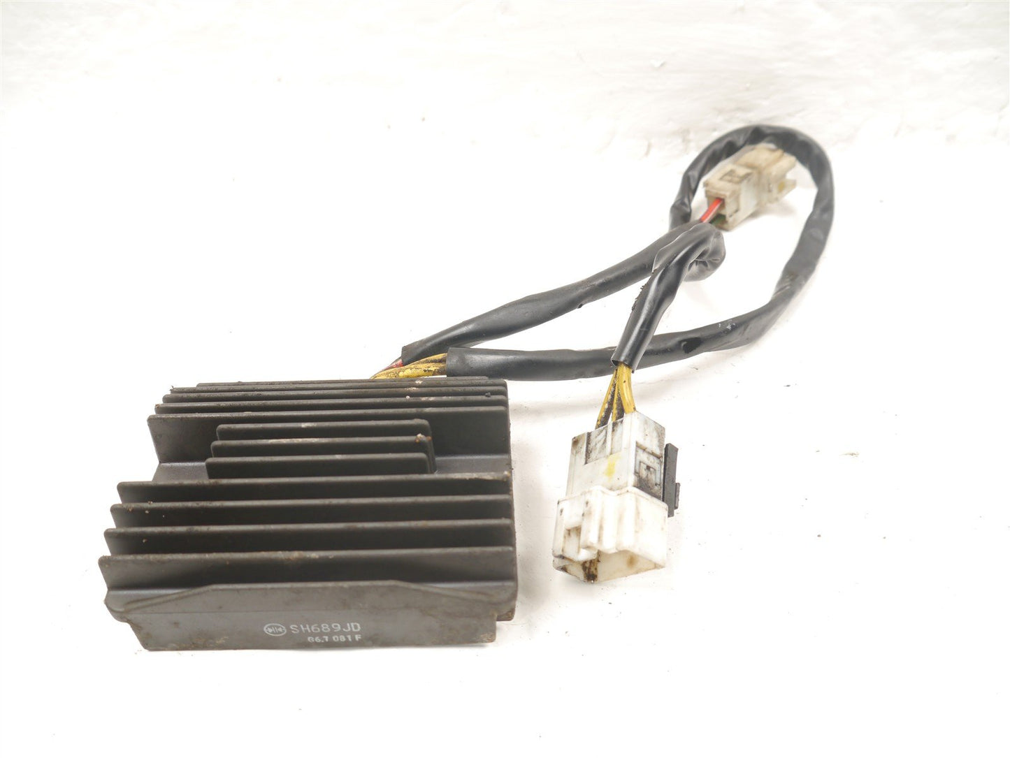 PIAGGIO BEVERLY 350 VOLTAGE REGULATOR RECTIFIER