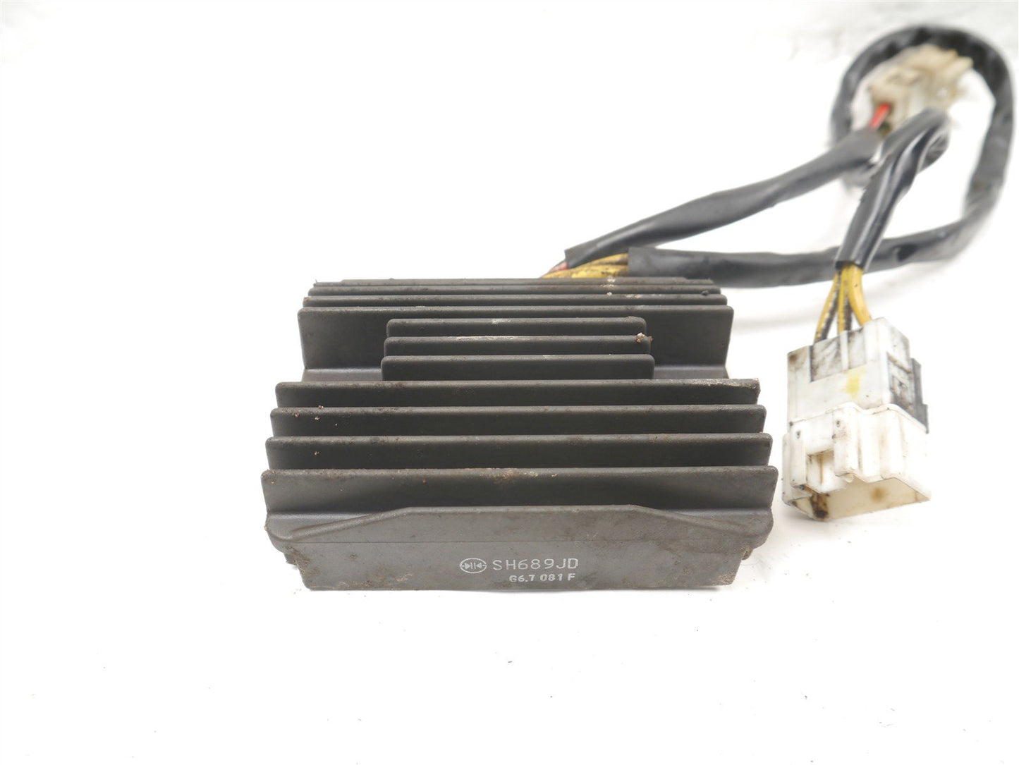 PIAGGIO BEVERLY 350 VOLTAGE REGULATOR RECTIFIER