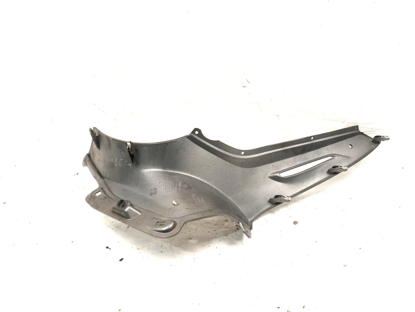 PIAGGIO BEVERLY 350 LEFT MID FAIRING