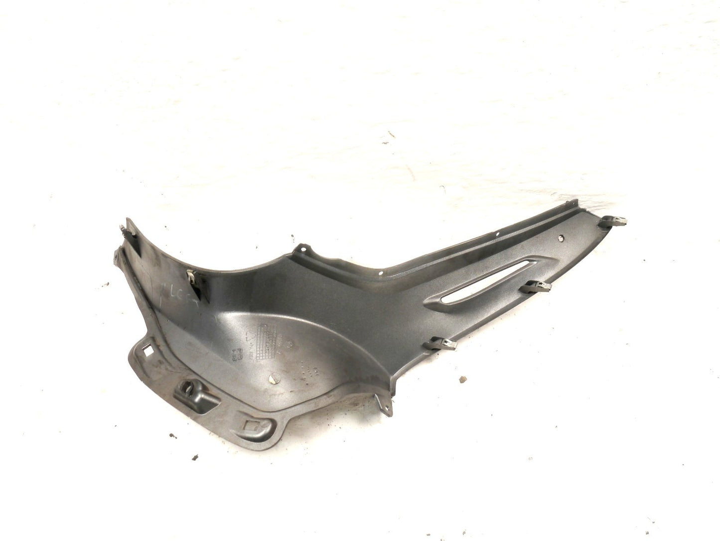 PIAGGIO BEVERLY 350 LEFT MID FAIRING