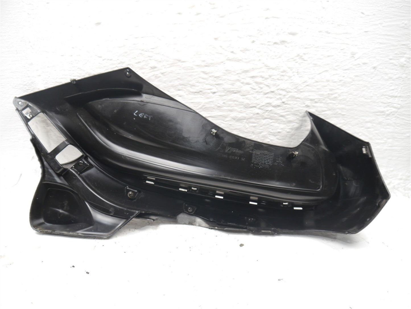 PIAGGIO BEVERLY 350 LEFT FOOT FAIRING