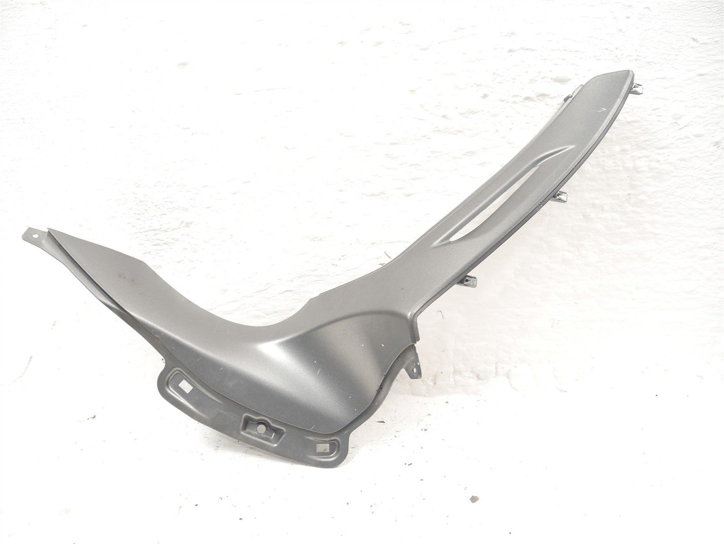 PIAGGIO BEVERLY 350 RIGHT MID FAIRING
