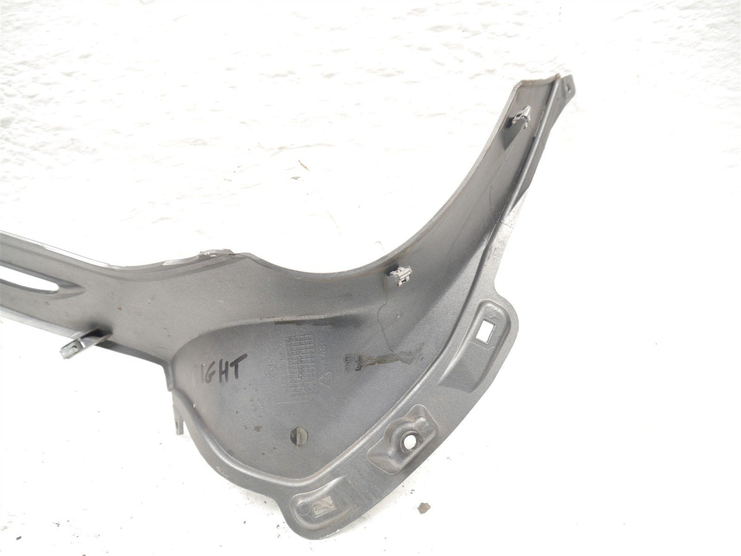 PIAGGIO BEVERLY 350 RIGHT MID FAIRING
