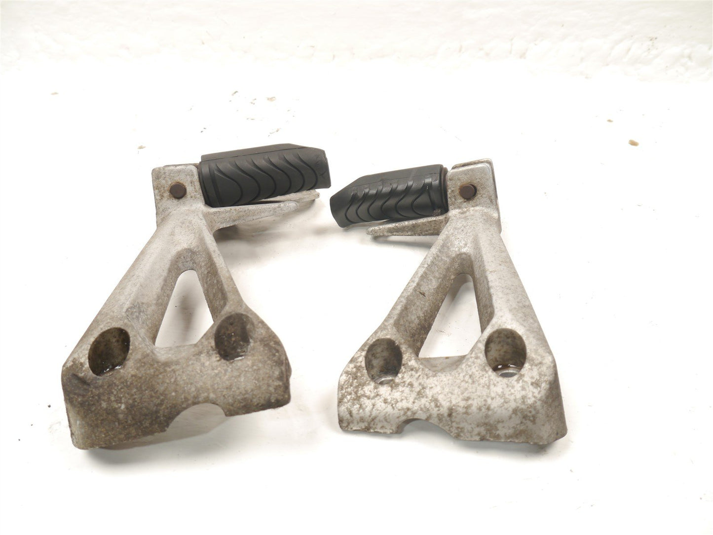 HONDA AFS 110 i WAVE 2012-2016 REAR FOOTRESY HANGERS AND PEGS