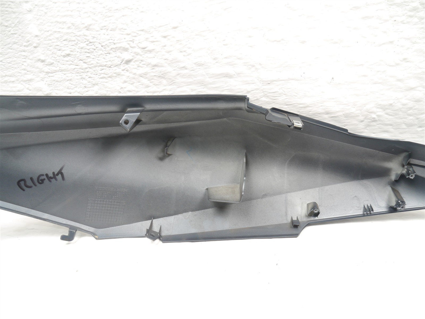 HONDA PCX 125 DX 2025-2026 RIGHT SIDE PANEL