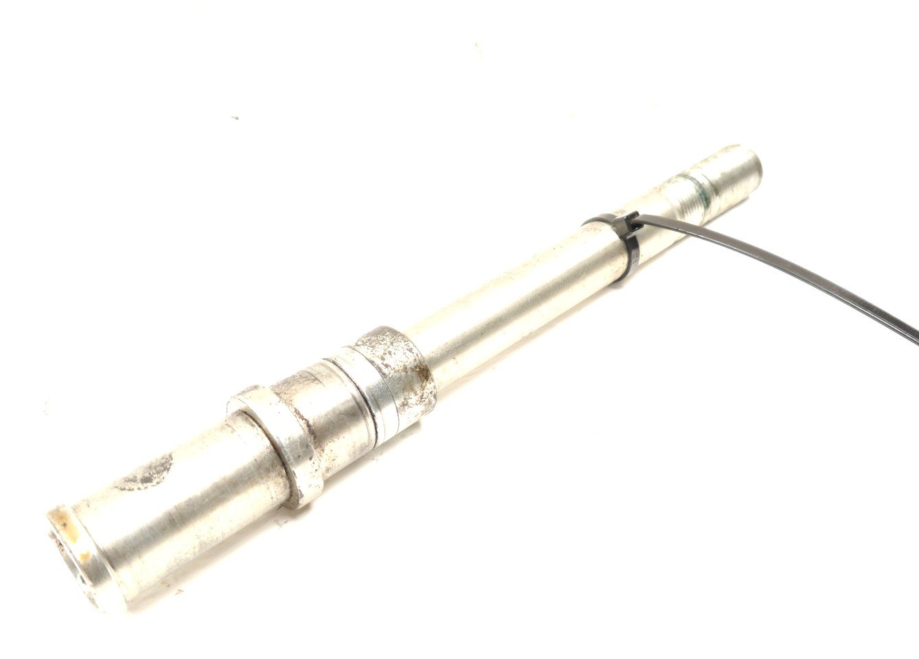 BENELLI 502 C FRONT WHEEL SPINDLE