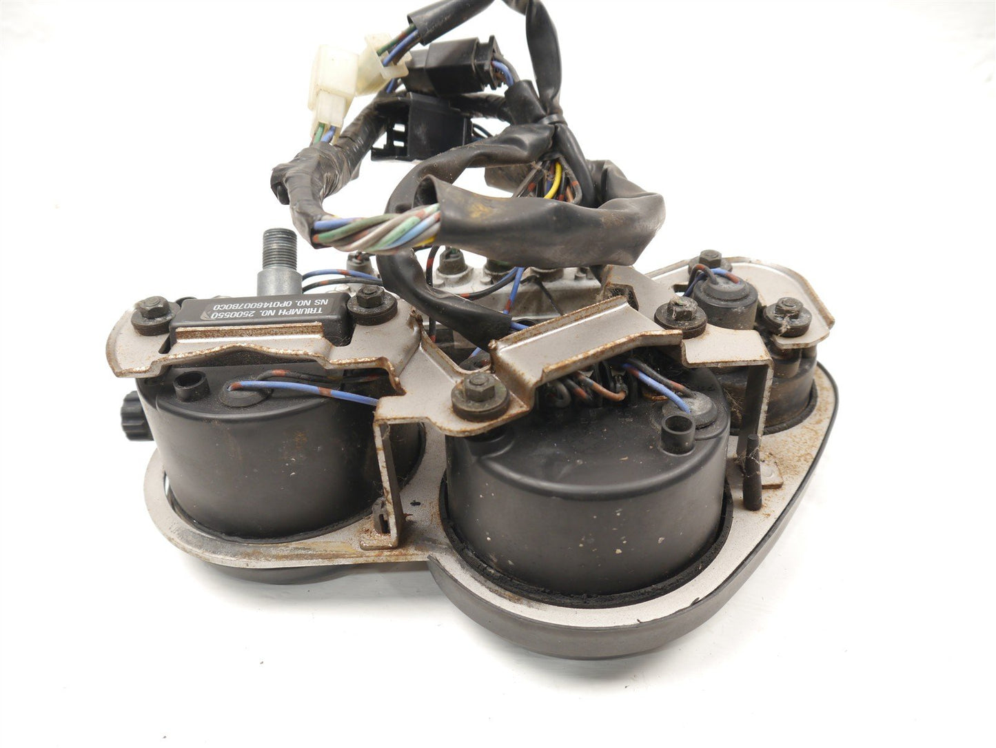 TRIUMPH TRIDENT SPRINT 900 1992-1998 CLOCKS INSTRUMENTS SPEEDOMETER 14k